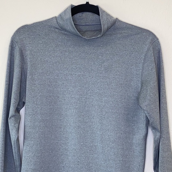 Nike Workout Running Long Sleeve Tee Size Large - Picture 2 of 12